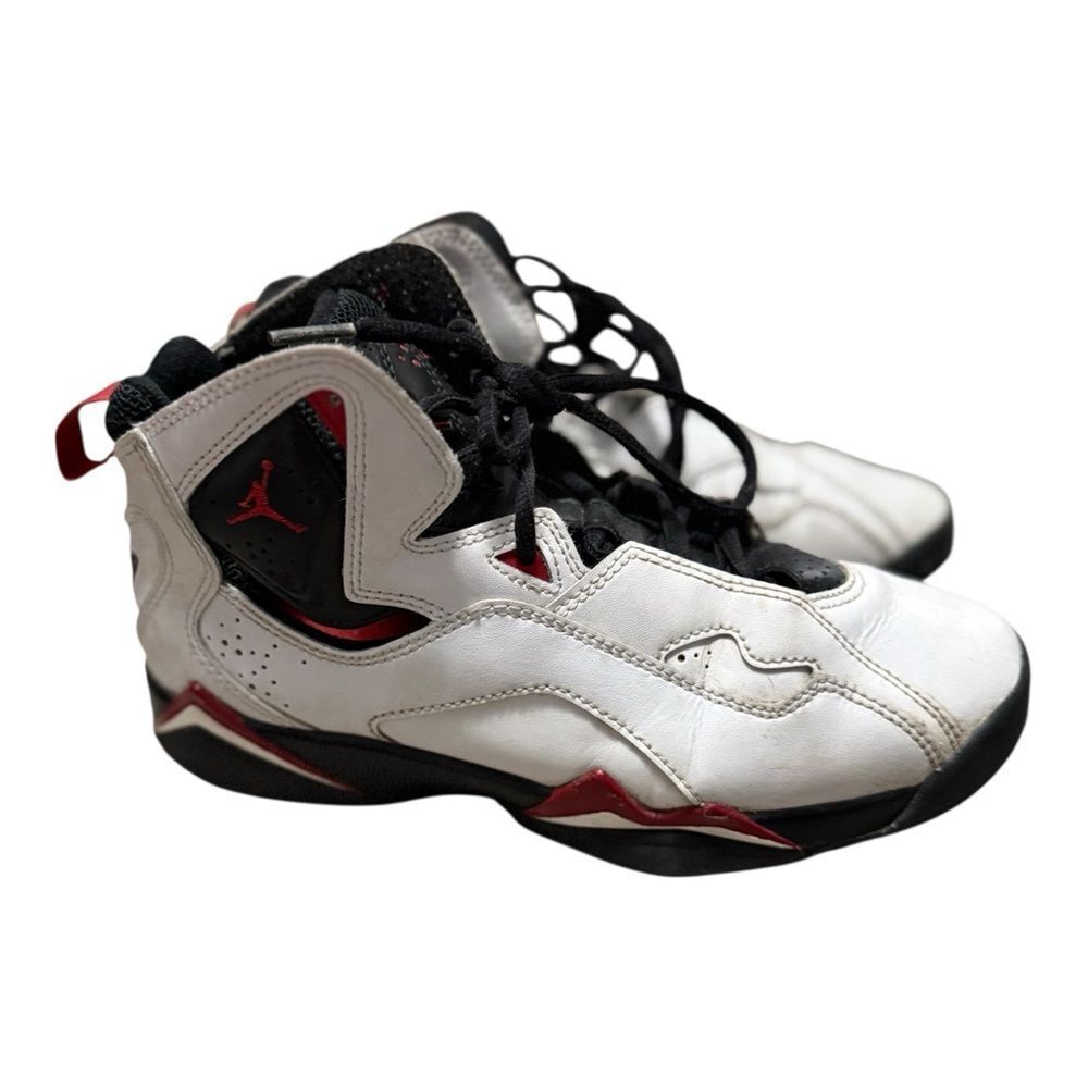 Jordan True Flight White Black Red GS Sneaker Size 5.5Y